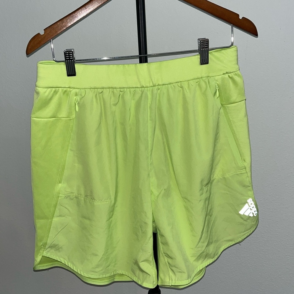 MENS LIGHTLY USED SHORTS